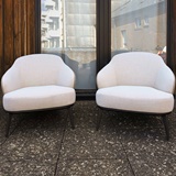 PAIR OF LESLIE ARMCHAIRS IN LEATHER PRODUCED BY MINOTTI